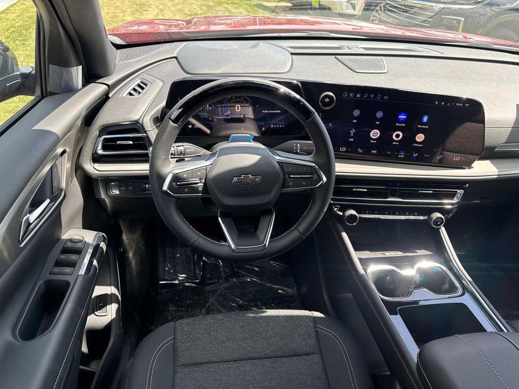 new 2025 Chevrolet Traverse car, priced at $43,250