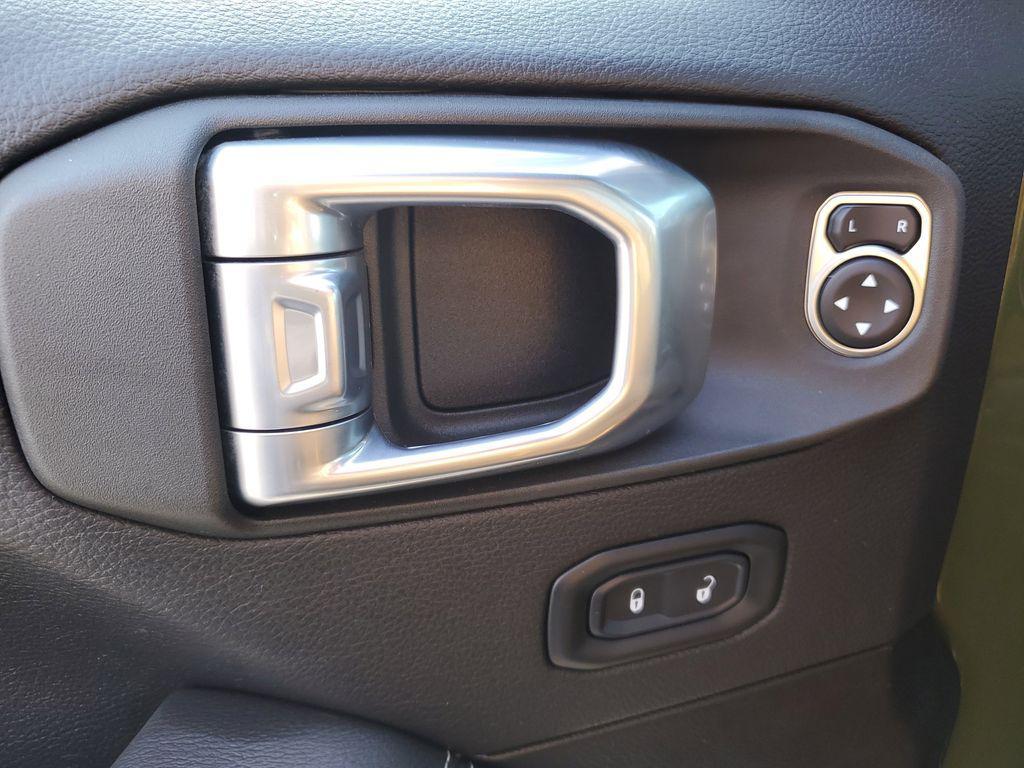 used 2022 Jeep Wrangler car, priced at $32,993