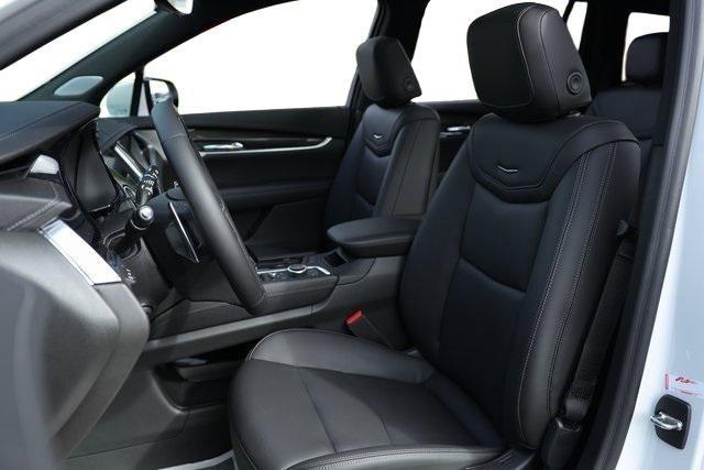 used 2022 Cadillac XT6 car, priced at $36,858