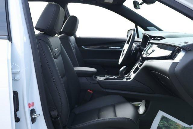 used 2022 Cadillac XT6 car, priced at $36,858