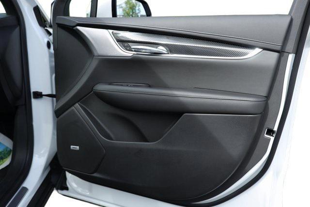 used 2022 Cadillac XT6 car, priced at $36,858