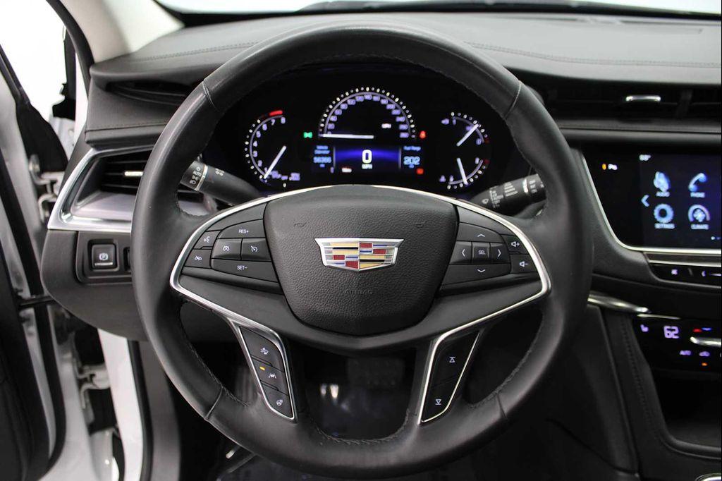 used 2017 Cadillac XT5 car, priced at $19,898