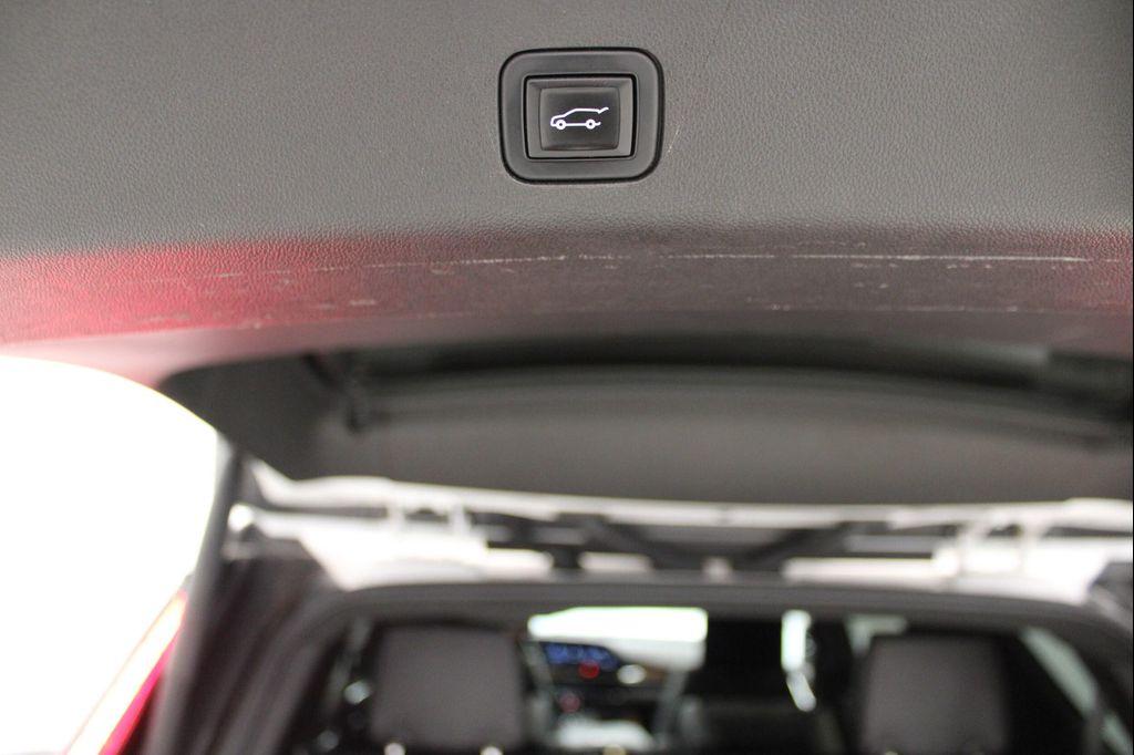 used 2021 Cadillac Escalade car, priced at $55,598