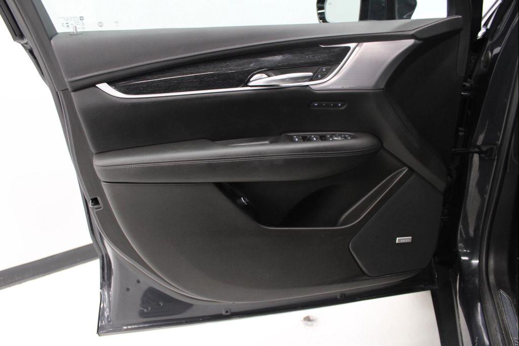 used 2022 Cadillac XT5 car, priced at $32,698