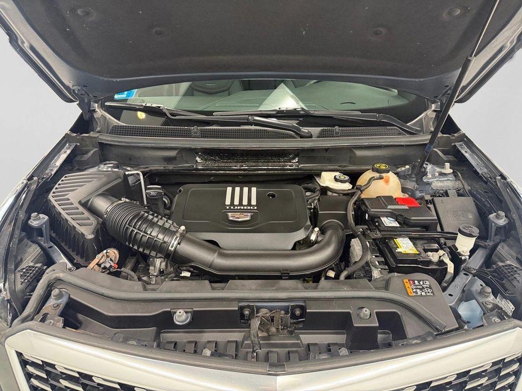 used 2022 Cadillac XT5 car, priced at $32,698