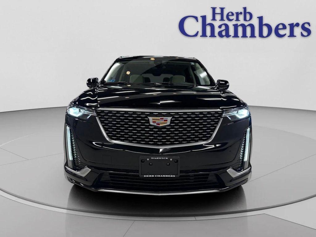 used 2024 Cadillac XT6 car, priced at $43,398