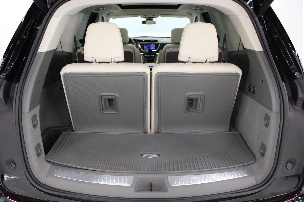 used 2024 Cadillac XT6 car, priced at $43,398