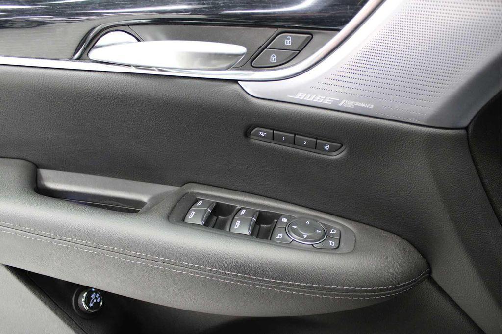 used 2024 Cadillac XT5 car, priced at $40,298