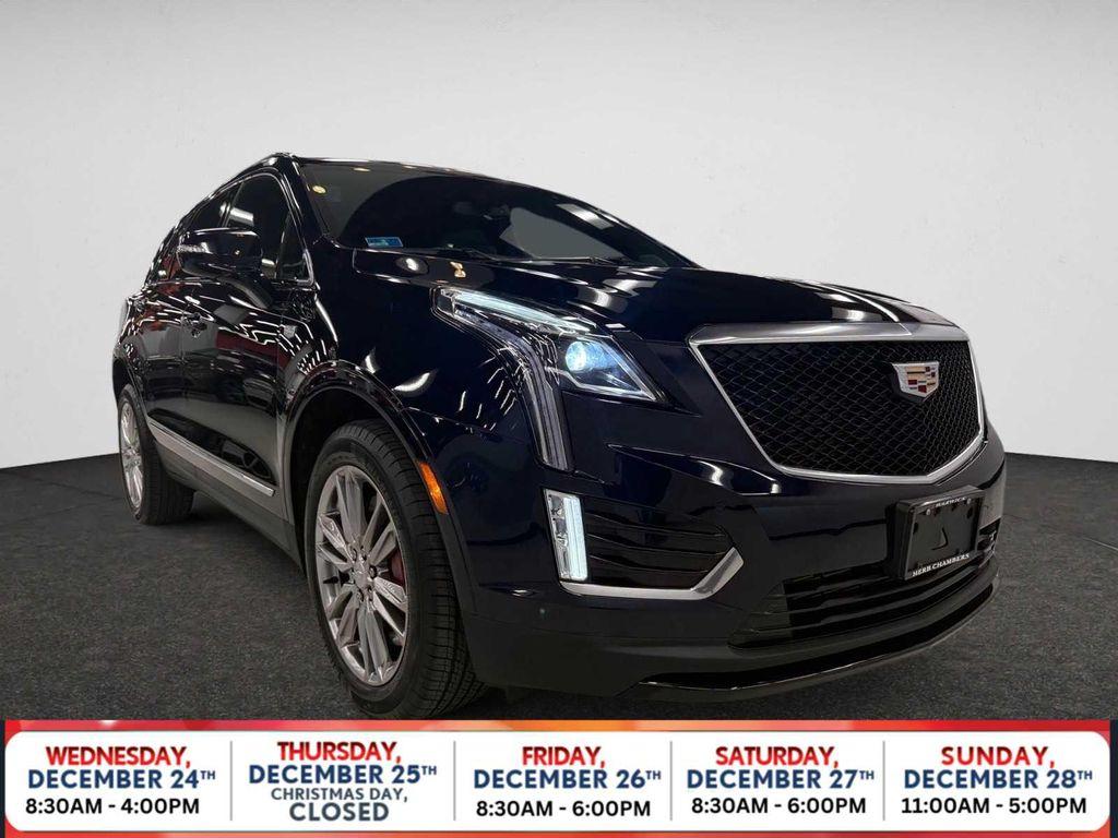 used 2022 Cadillac XT5 car, priced at $33,998