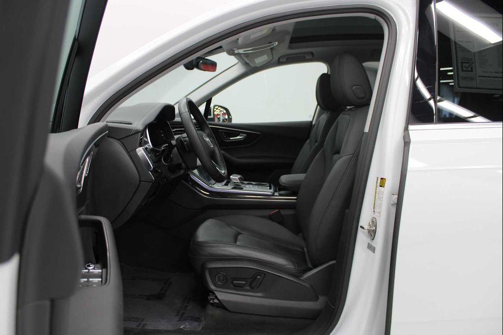 used 2023 Audi Q7 car, priced at $40,398
