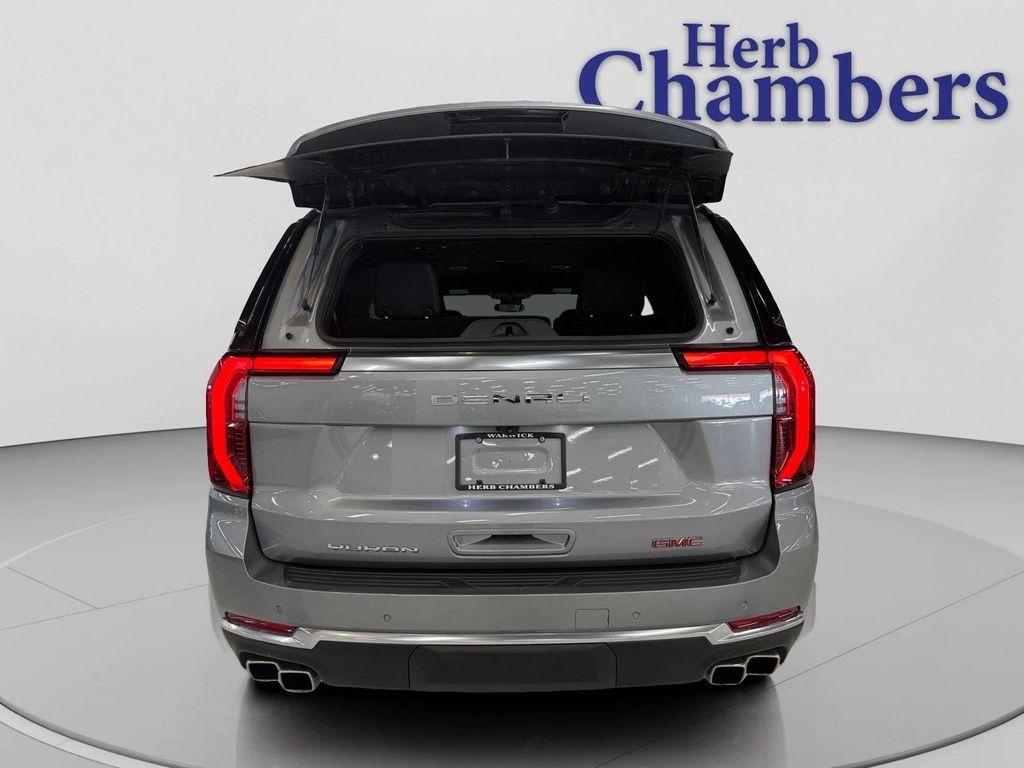 used 2025 GMC Yukon car, priced at $69,598