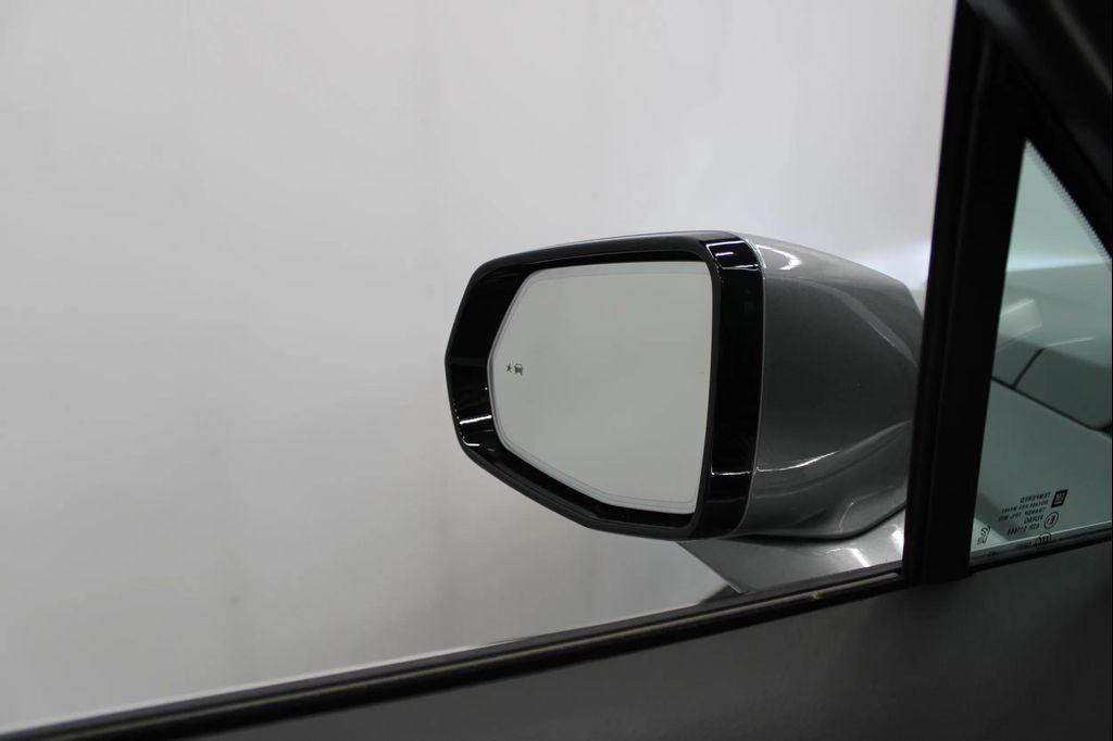 used 2024 Cadillac XT6 car, priced at $43,998