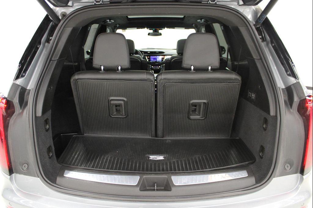 used 2024 Cadillac XT6 car, priced at $43,998