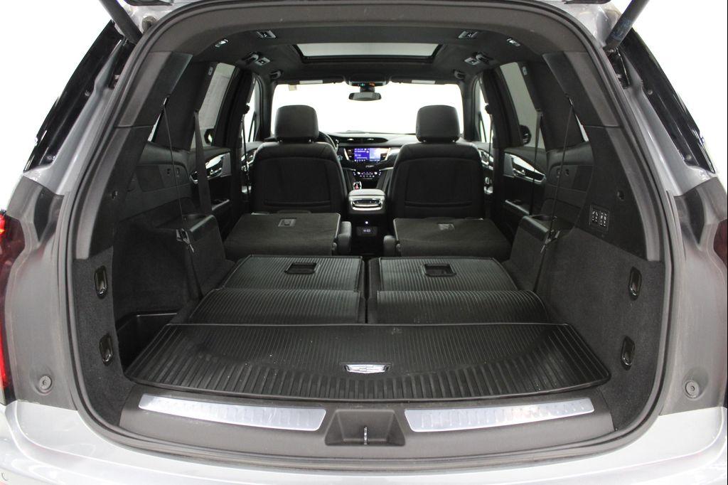 used 2024 Cadillac XT6 car, priced at $43,998