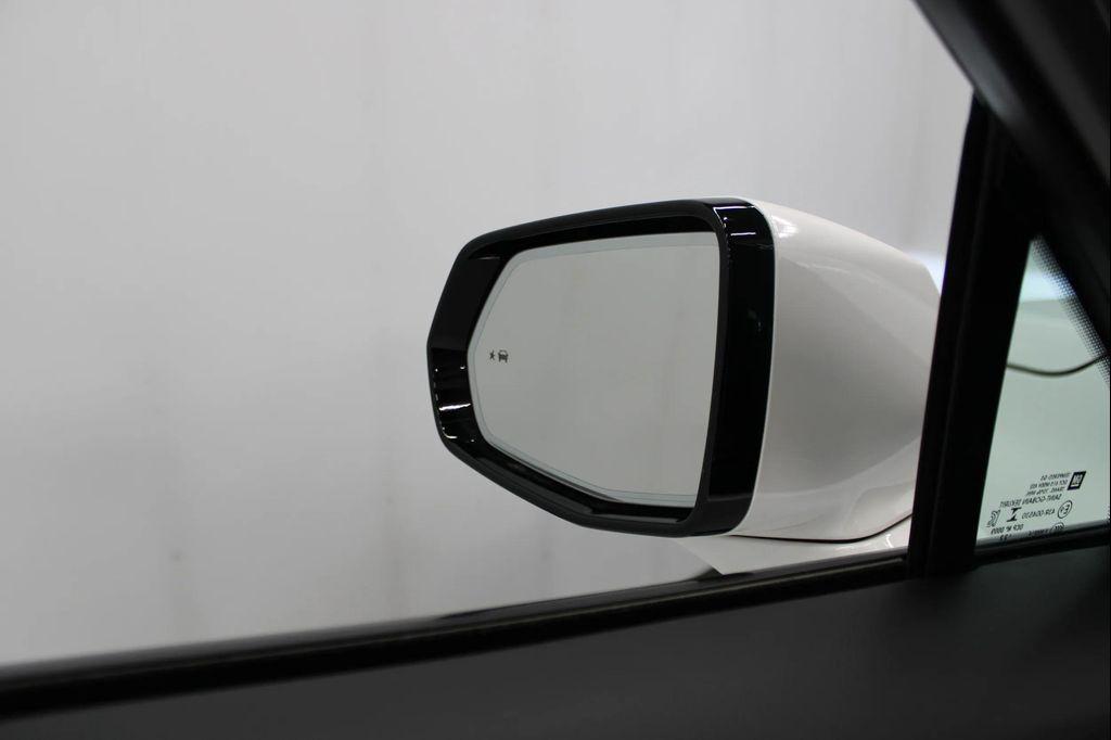 used 2023 Cadillac XT4 car, priced at $29,898