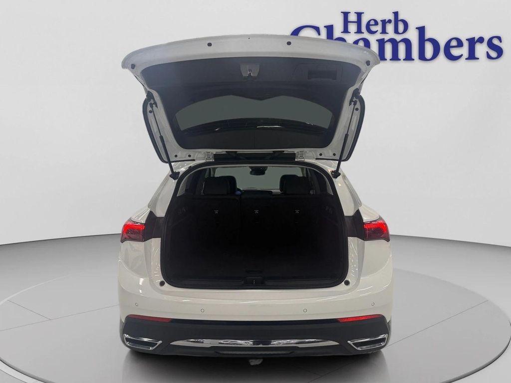 used 2024 Buick Envision car, priced at $25,998