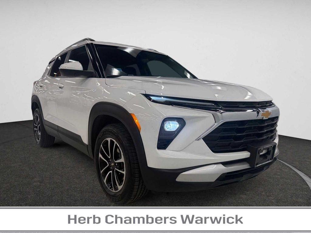 used 2024 Chevrolet TrailBlazer car, priced at $22,398