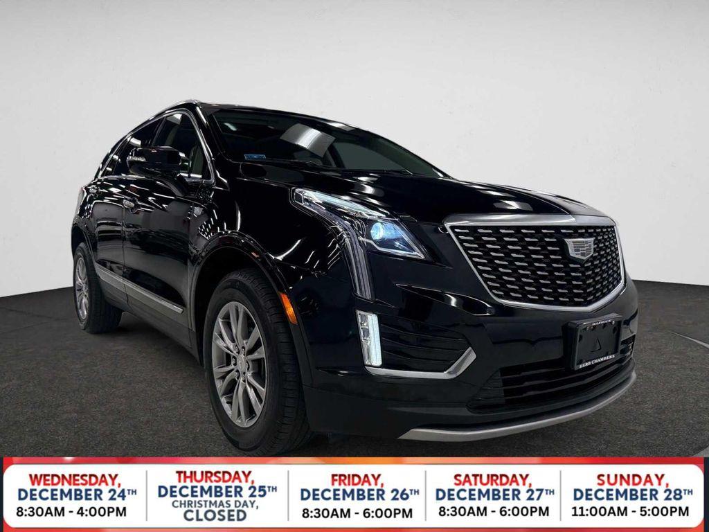 used 2022 Cadillac XT5 car, priced at $31,498