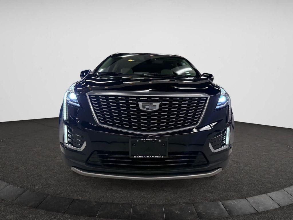 used 2022 Cadillac XT5 car, priced at $30,898