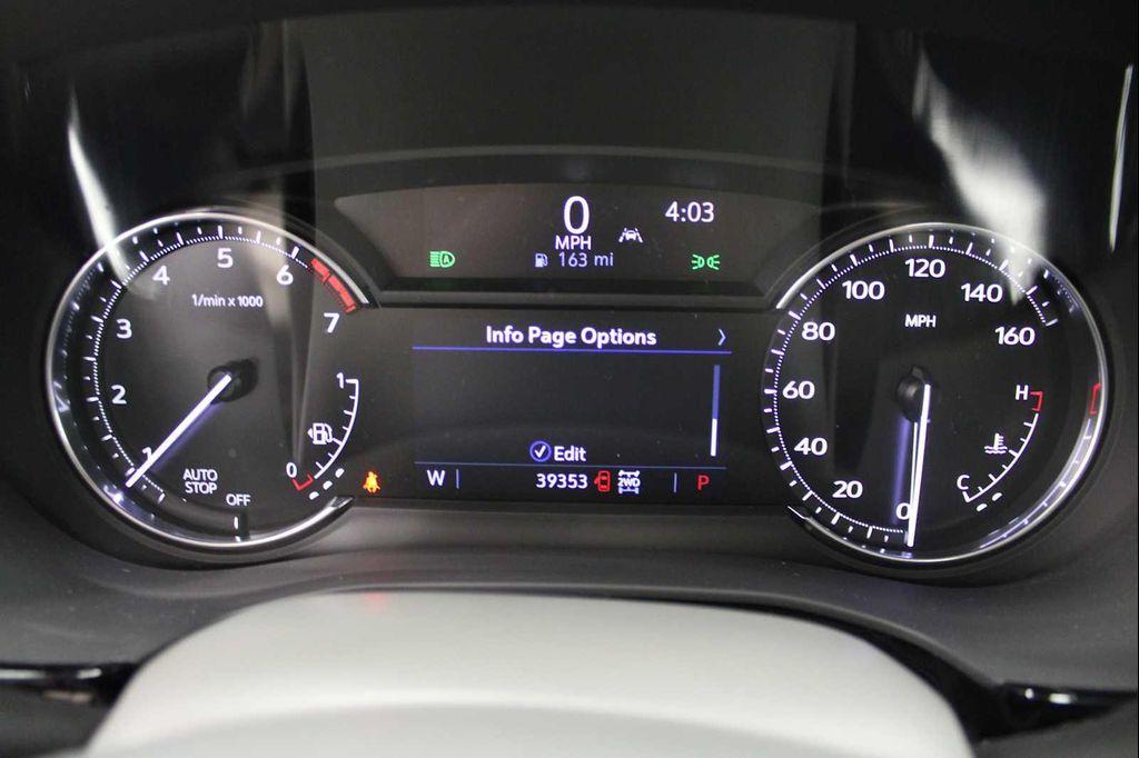 used 2022 Cadillac XT5 car, priced at $30,898