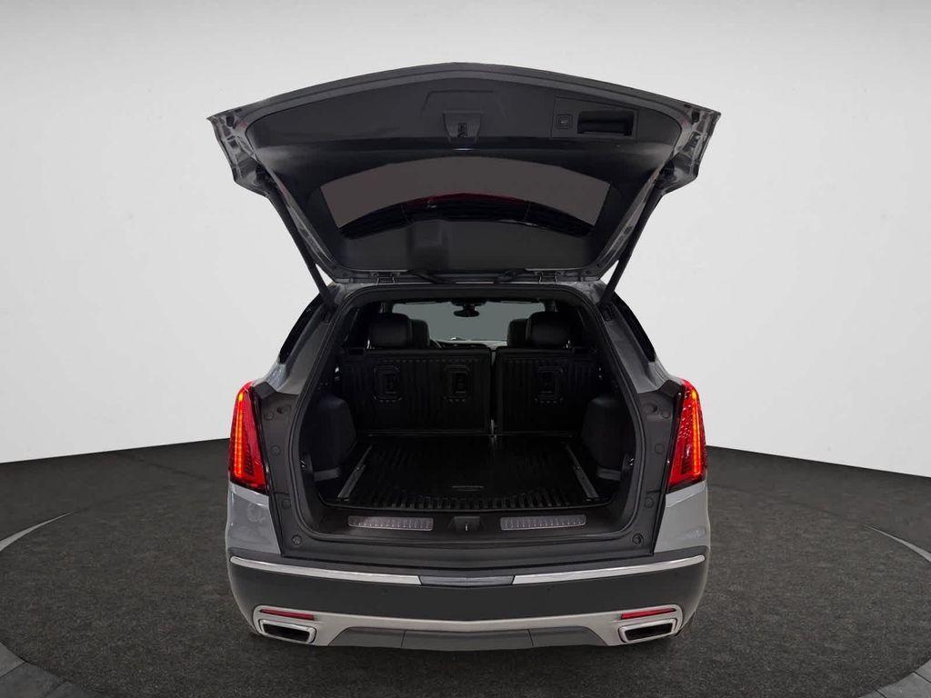 used 2023 Cadillac XT5 car, priced at $29,898