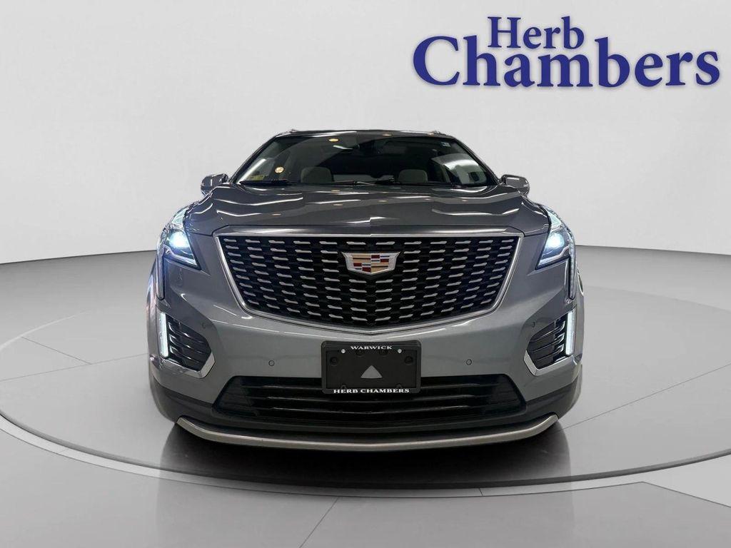 used 2023 Cadillac XT5 car, priced at $30,498