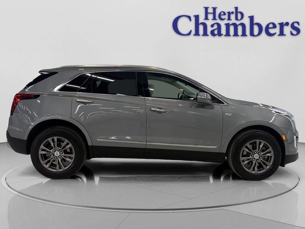 used 2023 Cadillac XT5 car, priced at $30,498