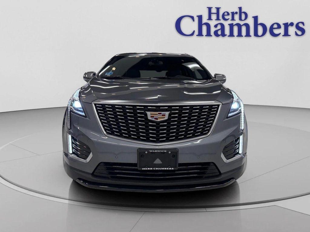 used 2022 Cadillac XT5 car, priced at $27,298