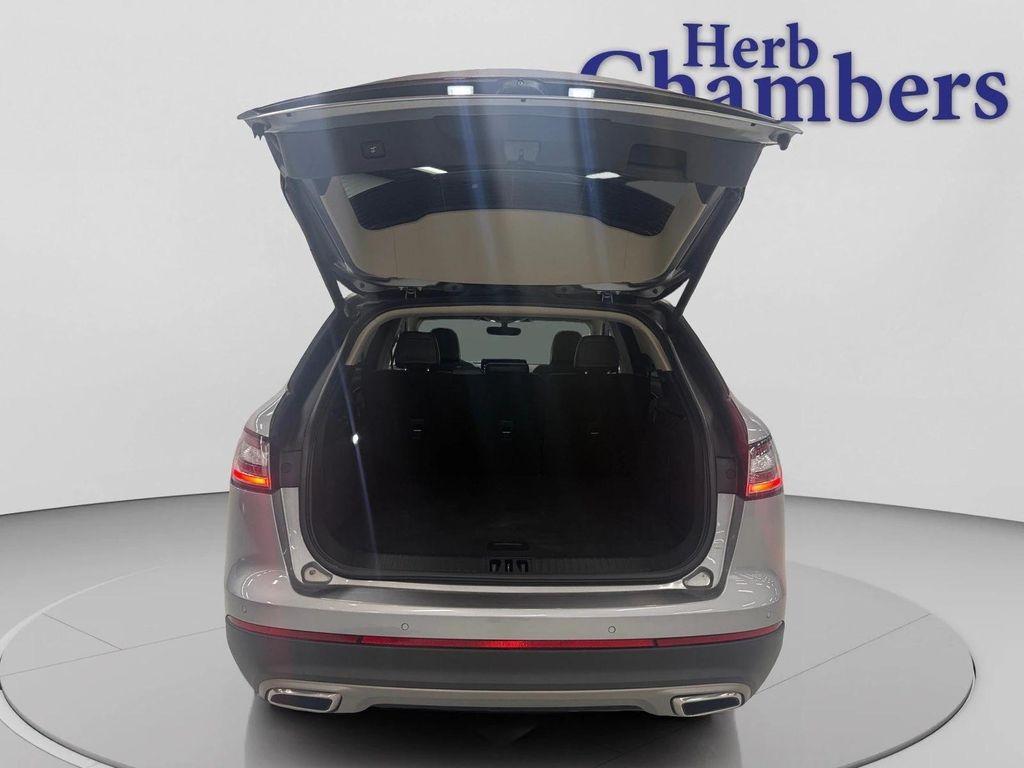 used 2022 Lincoln Nautilus car, priced at $33,798