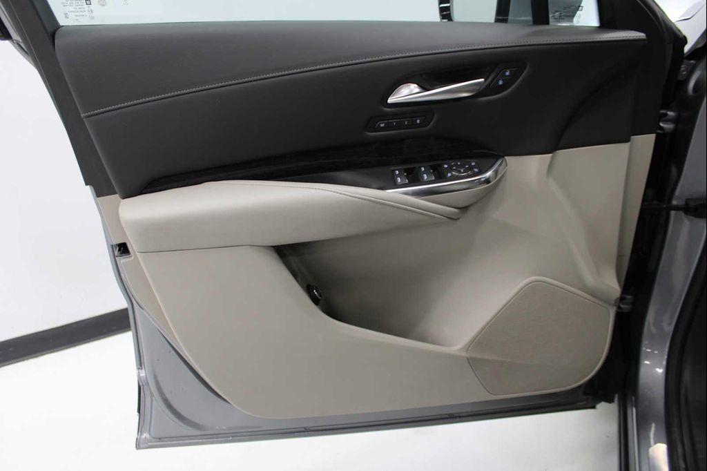 used 2023 Cadillac XT4 car, priced at $33,398