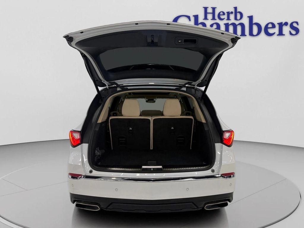 used 2023 Acura MDX car, priced at $43,998