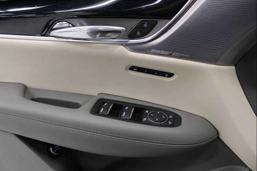 used 2024 Cadillac XT6 car, priced at $43,698