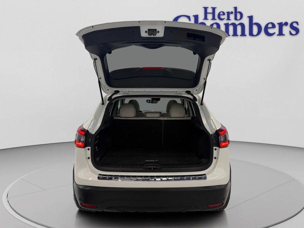 used 2022 Nissan Rogue Sport car, priced at $21,898