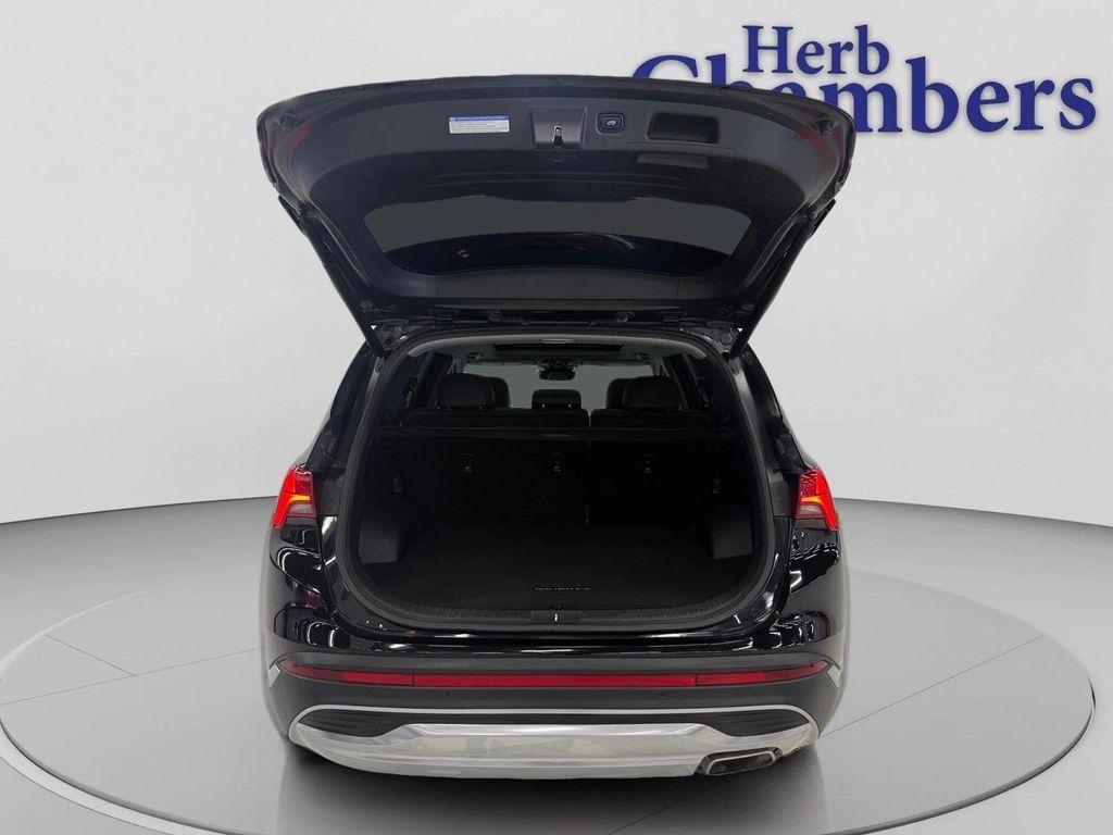 used 2023 Hyundai Santa Fe car, priced at $27,998