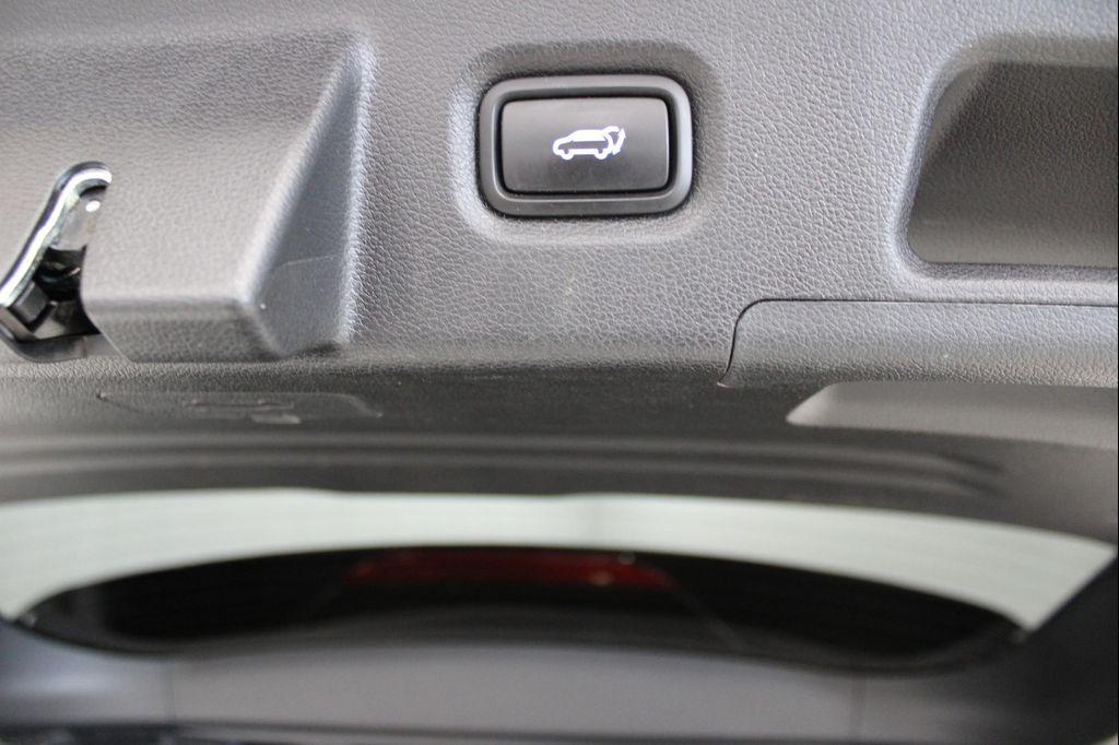 used 2023 Hyundai Santa Fe car, priced at $27,998