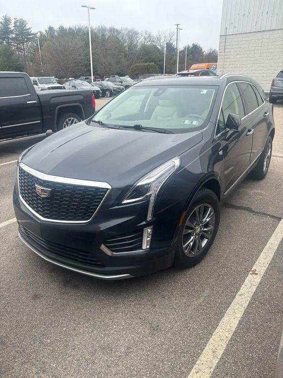 used 2021 Cadillac XT5 car, priced at $28,798