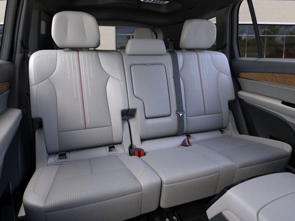new 2026 Cadillac VISTIQ car, priced at $79,590