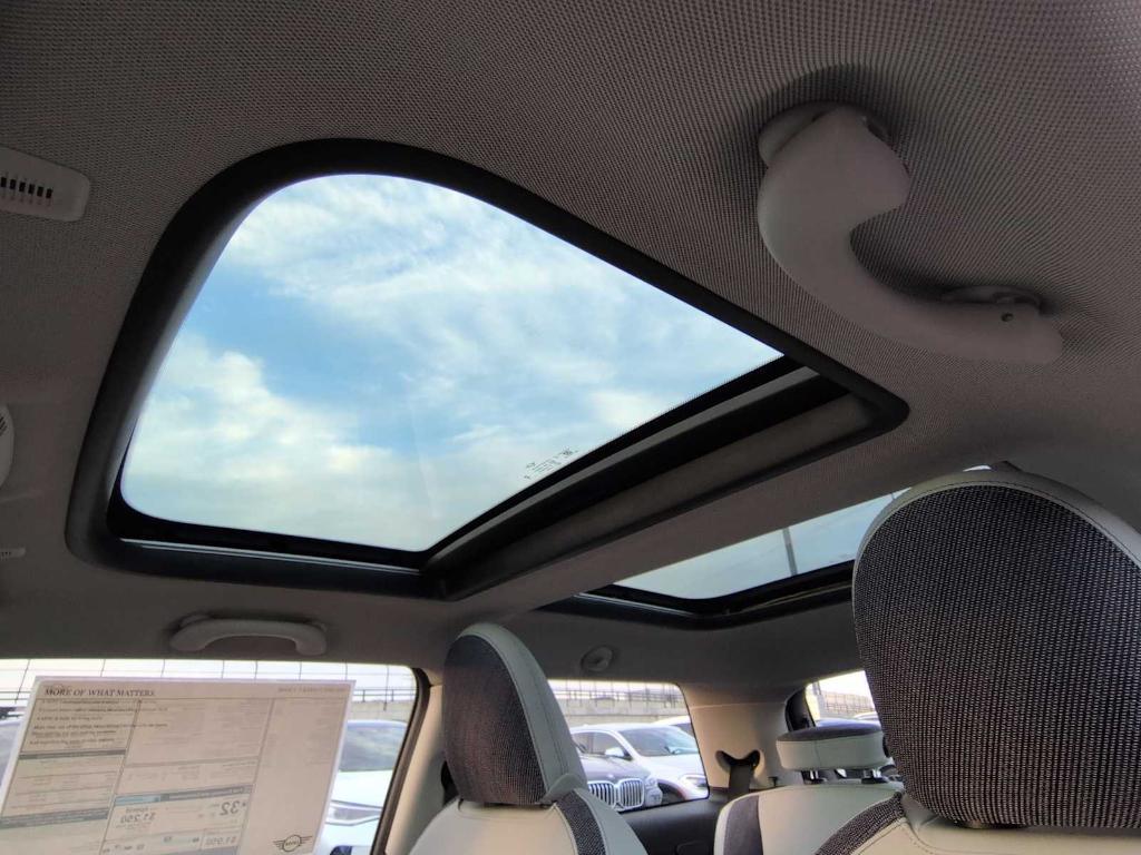 new 2026 MINI Hardtop car, priced at $34,090