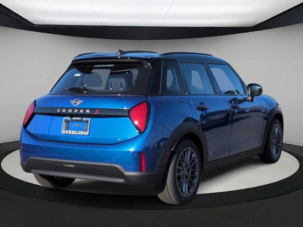 new 2026 MINI Hardtop car, priced at $41,105