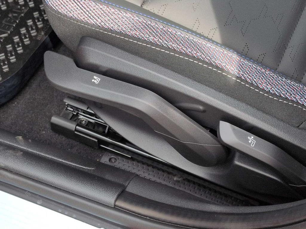 new 2026 MINI Hardtop car, priced at $39,325