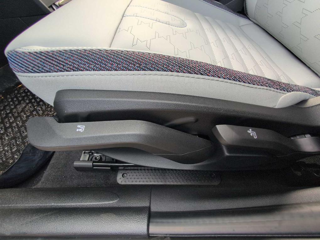 new 2026 MINI Hardtop car, priced at $40,240