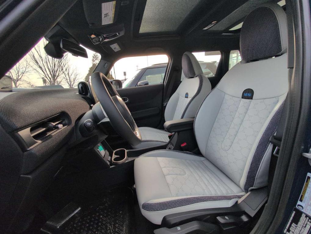 new 2026 MINI Hardtop car, priced at $40,240