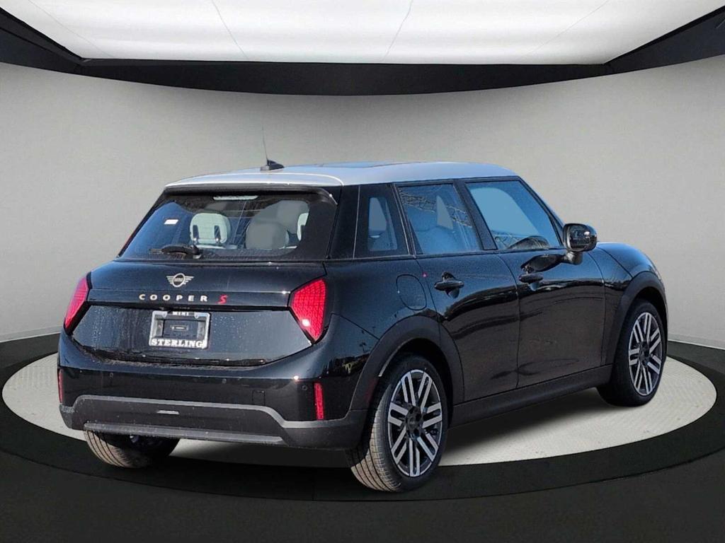 new 2026 MINI Hardtop car, priced at $39,025