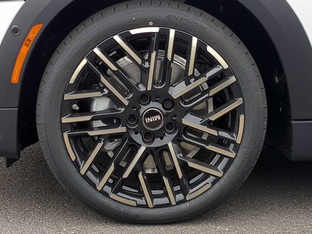 new 2026 MINI Hardtop car, priced at $40,465