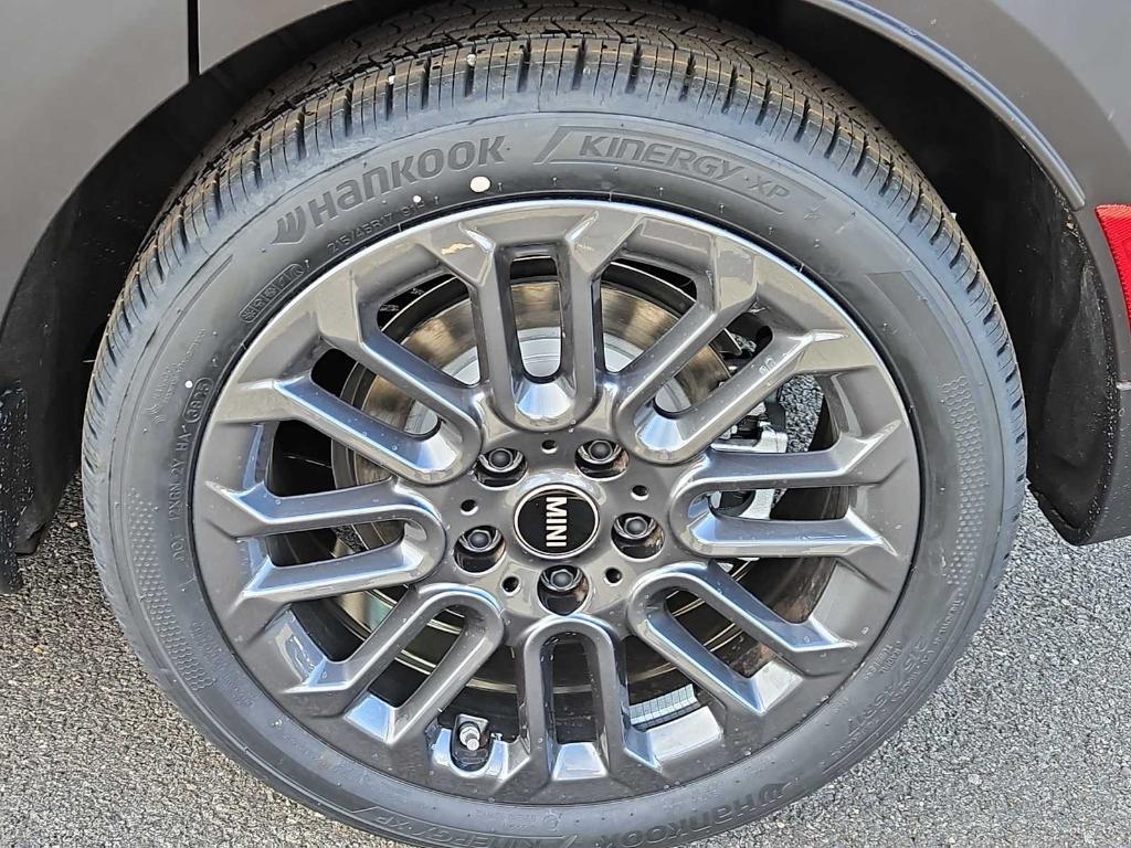 new 2026 MINI Hardtop car, priced at $39,875