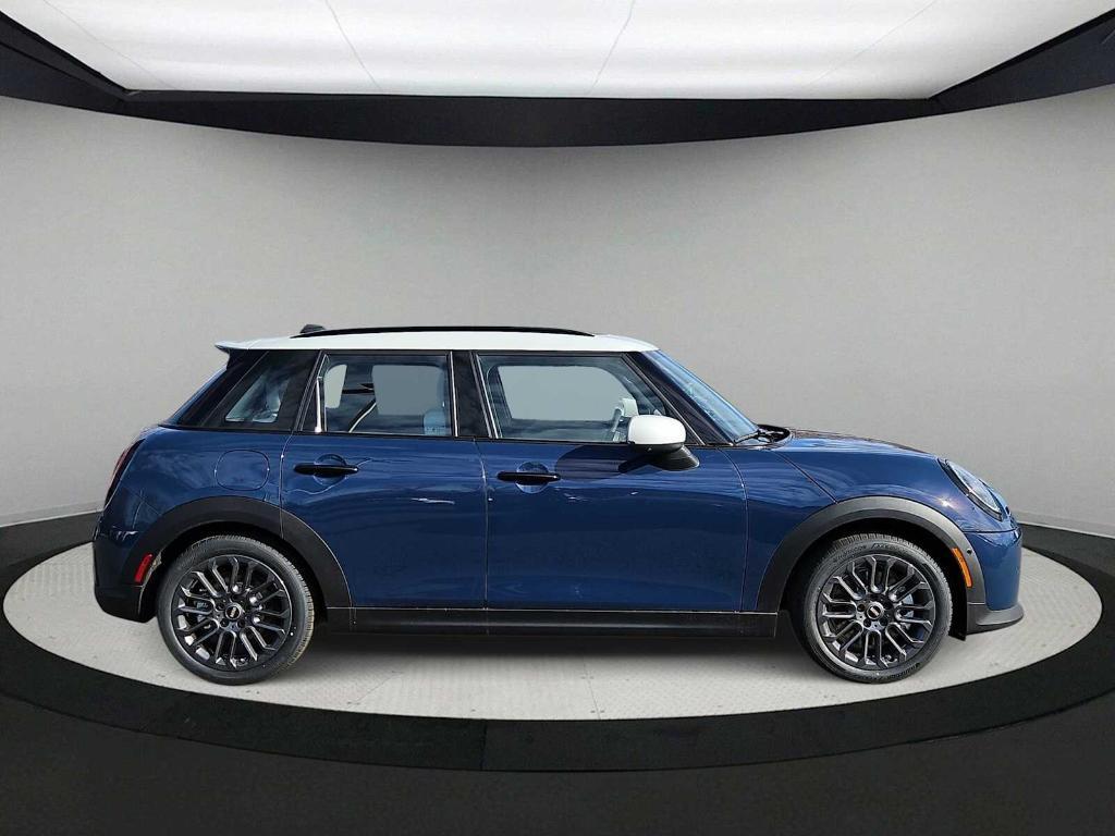 new 2026 MINI Hardtop car, priced at $39,875