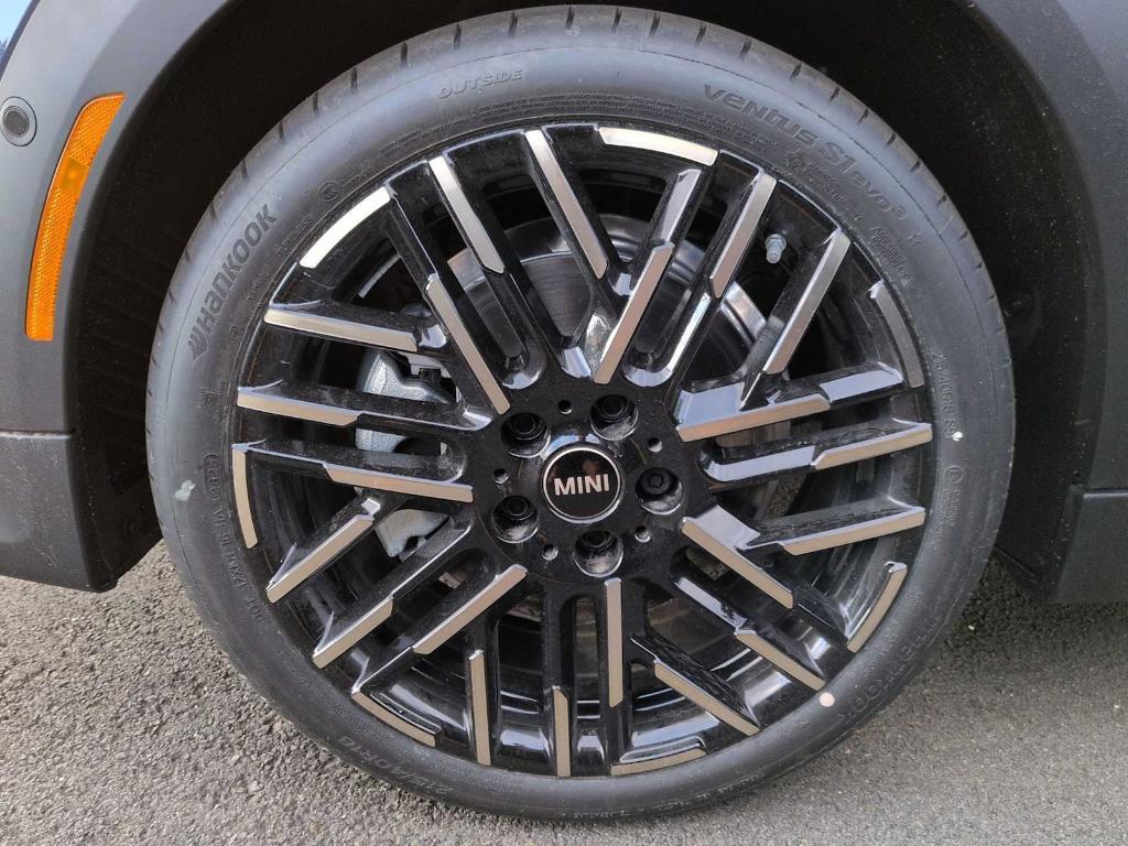 new 2026 MINI Hardtop car, priced at $40,300