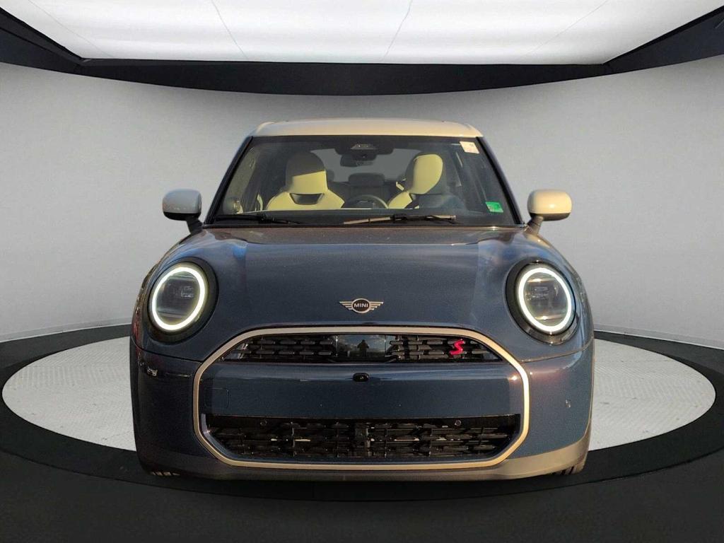 new 2026 MINI Hardtop car, priced at $40,300