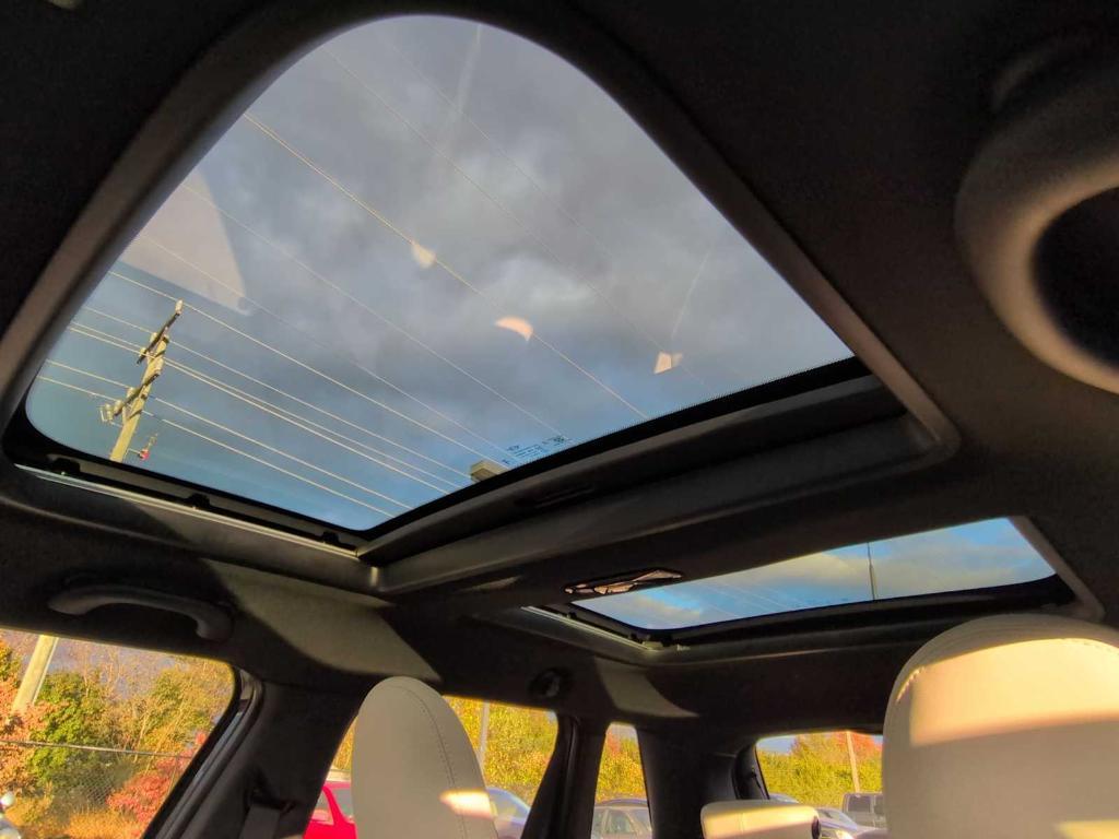 new 2026 MINI Hardtop car, priced at $40,300