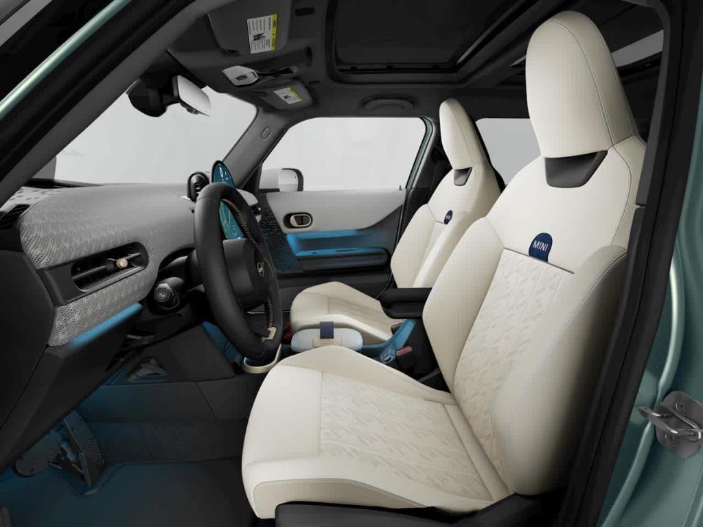 new 2025 MINI Hardtop car, priced at $38,410